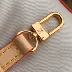 Louis Vuitton Neverfull MM M24905 Cream